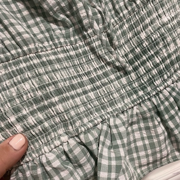 Wayf smocked tank ruffled peplum gingham NWT medium - Picture 2 of 8